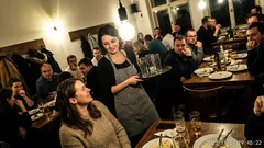Historka: V pátek v brněnské restauraci se ozvala věta, která ztichla celý sál