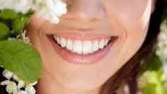 Stačí smíchat tyto tři ingredience dohromady a vaše zuby budou bělejší během okamžiku.