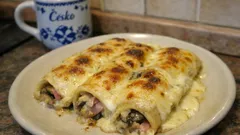 Zapékané crespelle s houbami a šunkou: krémový oběd se zlatavou krustou
